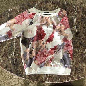 Floral long sleeve casual top